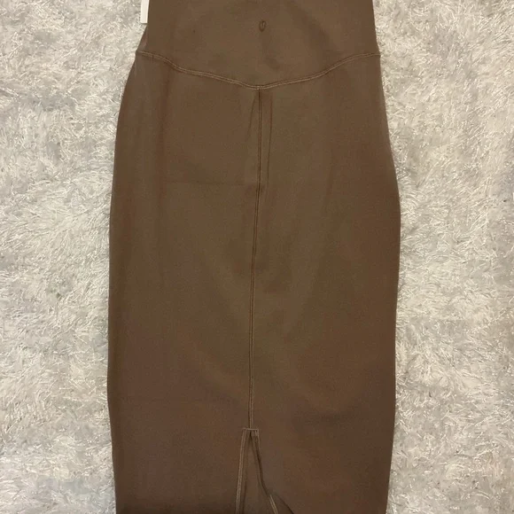 NWT Lululemon athletica Women's Brown Pencil Skirt - Picture 3 of 5